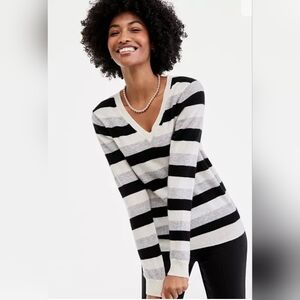 Charter Club 100% Cashmere V-Neck Sweater Black And White Striped Size Petite XL